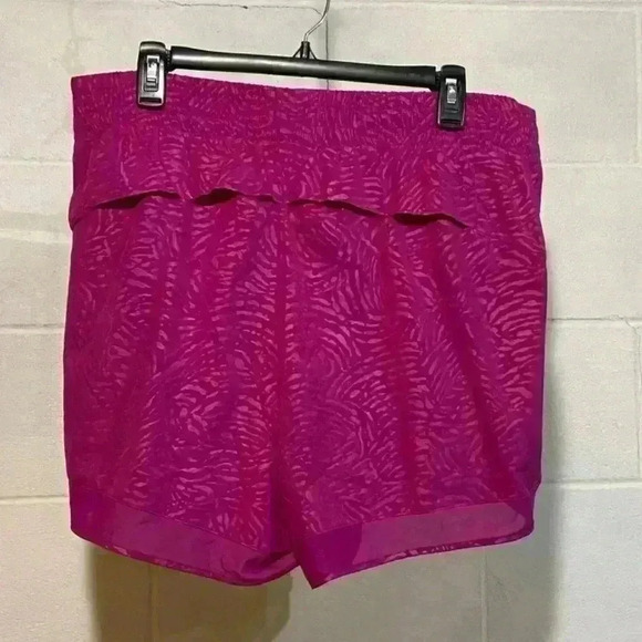 Athleta Women 4" Printed Mesh Racer Run Short 1X Fiji Magnolia Training Athletic - Picture 13 of 13